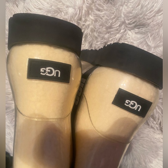 UGG Women’s Classic Clear Mini Size 10 - Picture 7 of 8